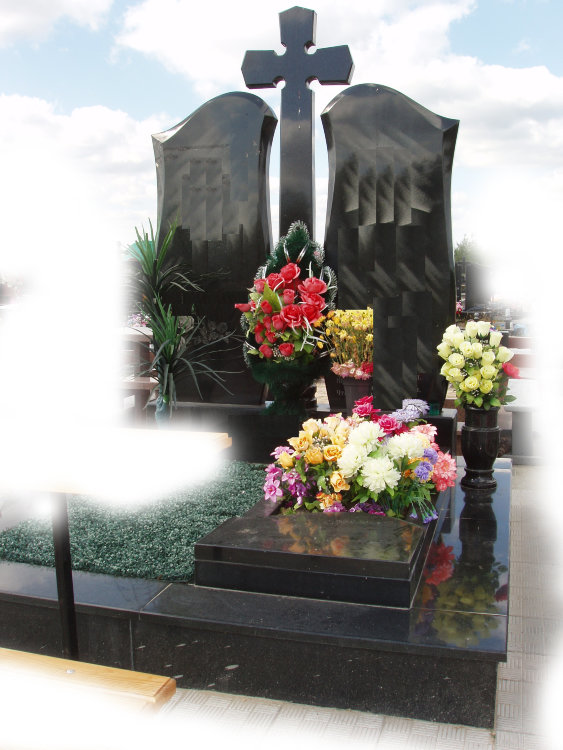 00028Гранитный памятник комплекс 00028