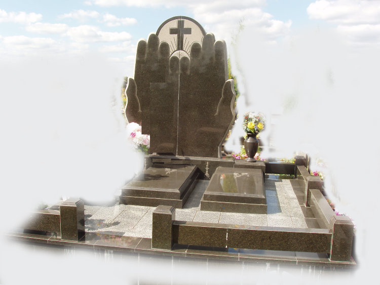 00045Гранитный памятник00045