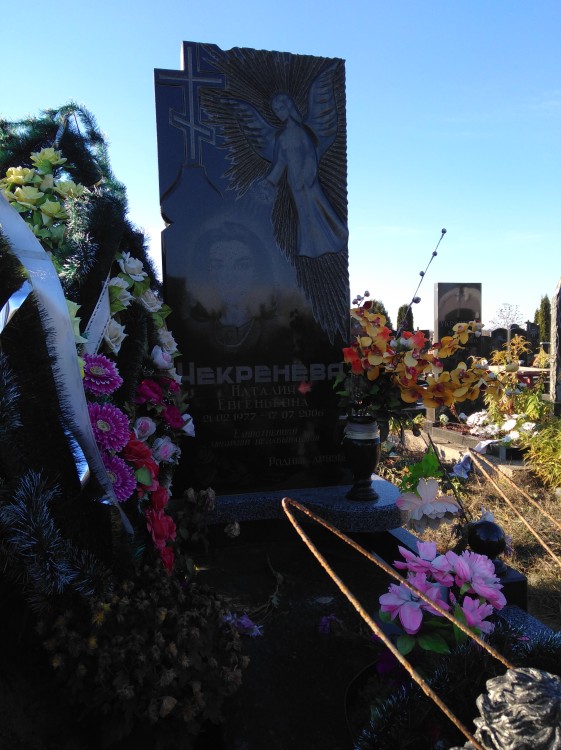 Гранитный памятник 000114