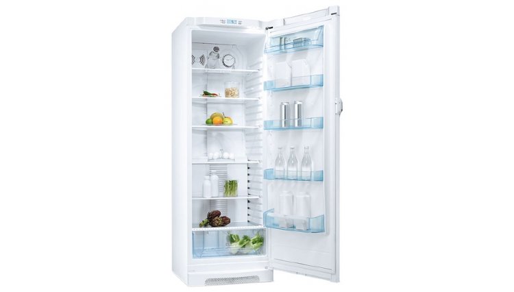 Холодильник Electolux ERES31800W